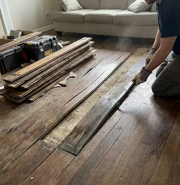 Why Duluth Homeowners Choose Duluth Restoration Pros for Water Damage Floor Repair?